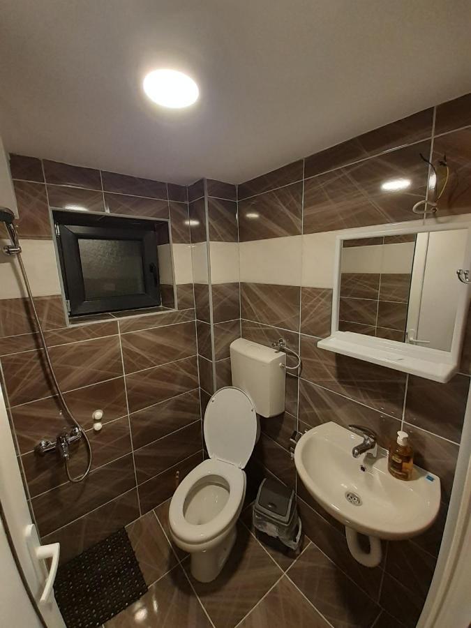 Std Cvetkovic Bed & Breakfast Crni Vrh Ngoại thất bức ảnh