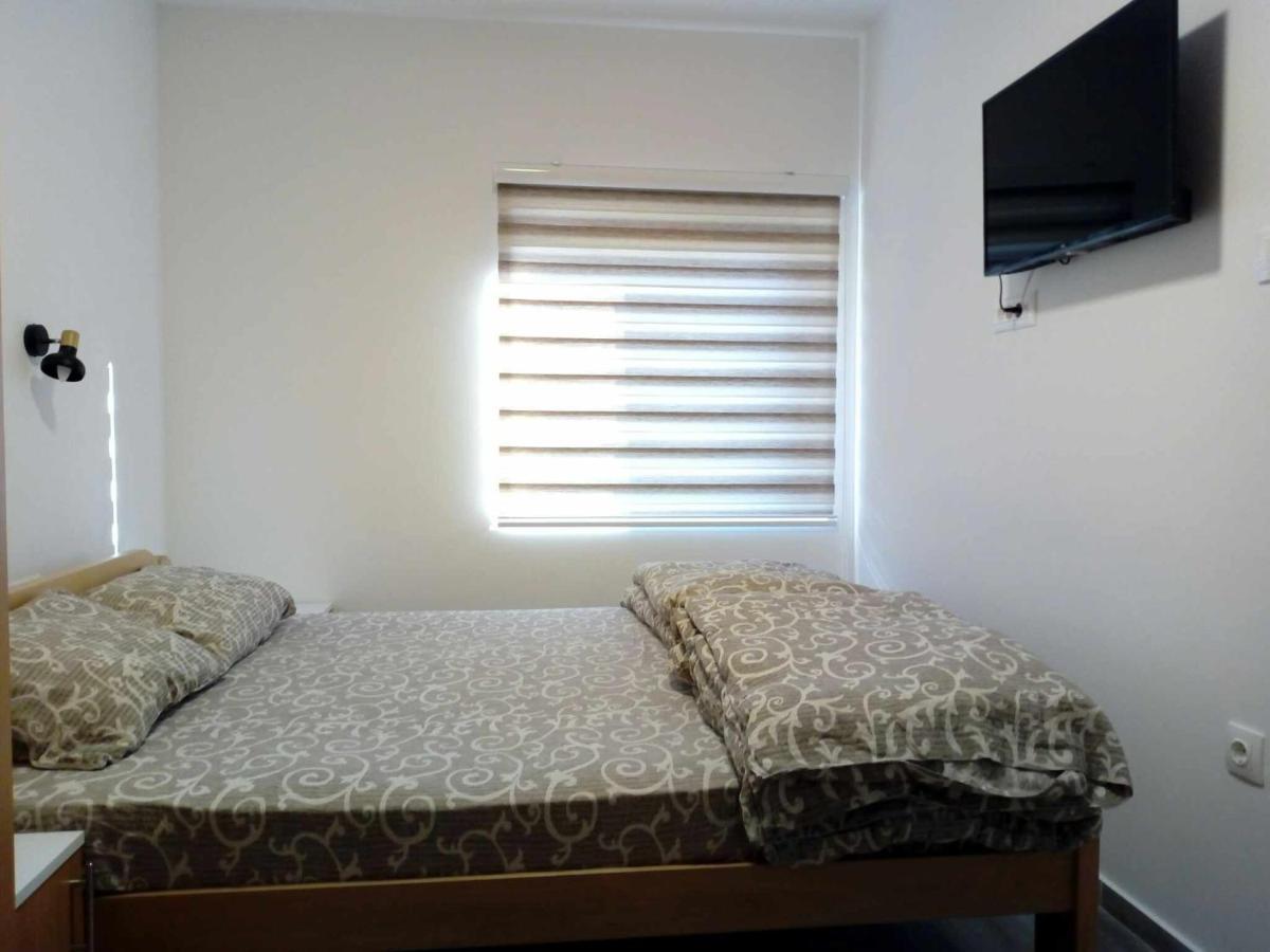 Std Cvetkovic Bed & Breakfast Crni Vrh Ngoại thất bức ảnh